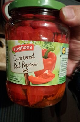 Papryka pomidorowa czerwona ćwiartki