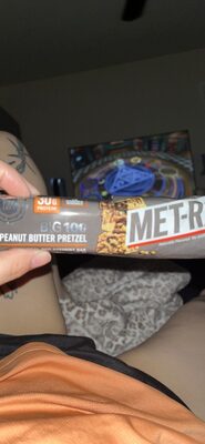 PEANUT BUTTER PRETZEL Big 100