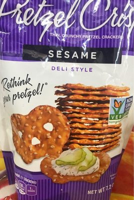 Pretzel crackers