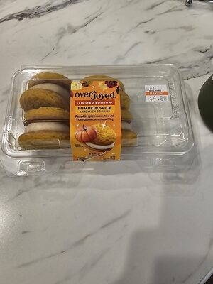 Pumpkin Spice Sandwich Cookies