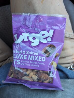 Roasted & Salted Deluxe Mixed Nuts