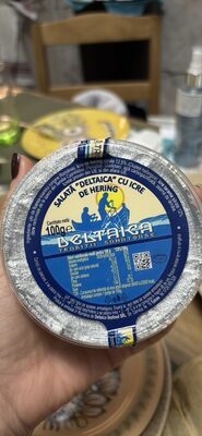Salată "Deltaica" cu icre de hering