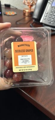 Seedless grapes