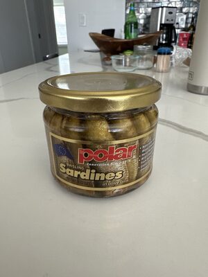 Smoked brisling sardines in olive oil