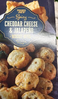 Spicy Cheddar Cheese And Jalapeño Biscuit Bites