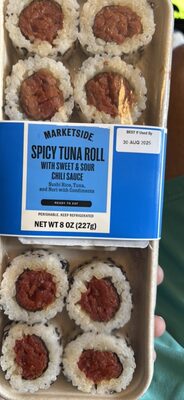 Spicy Tuna Roll with Sweet & Sour Chili Sauce