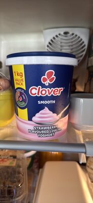 STRAWBERRY FLAVOURED LOW FAT YOGHURT