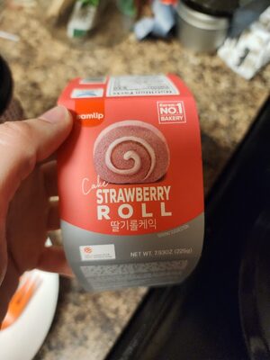 Strawberry ROLL