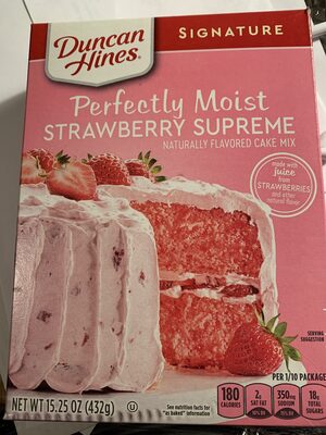 Strawberry supreme deliciously moist cake mix
