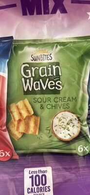 Sunbites Grain Waves Sour Cream & Chives Flavoured Wholegrain Chips