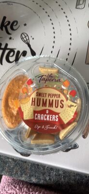 Sweet Pepper Hummus & Crackers