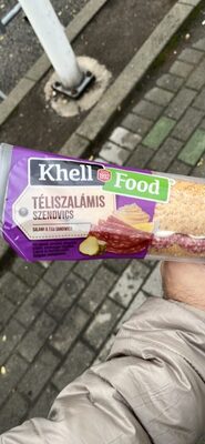 TÉLISZALÁMIS SZENDVICS