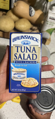 Tuna Salad with Crackers