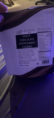 WHITE CHOCOLATE PEPPERMINT CHUNKS